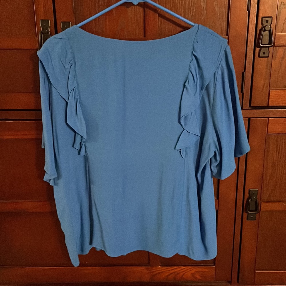 🦋Code Mode Nordstrom Flutter Sleeve Ruffle Blouse - Picture 9 of 13